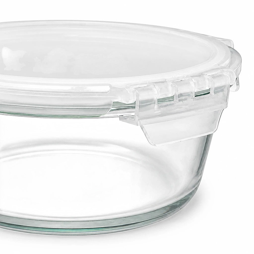 INOUTHOMECO 930ml round borosilicate glass storage bowl with a clear airtight snap-lock lid and silicone seal